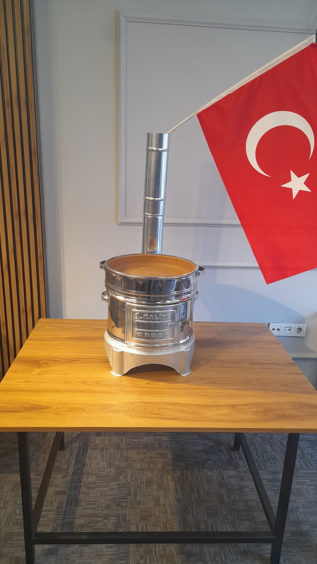 38 cm çapında 1.kalite çaydanlık hediyeli mükemmel set
